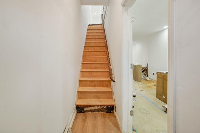 68 SEIDLER ST, Jc, West Bergen, NJ 07304