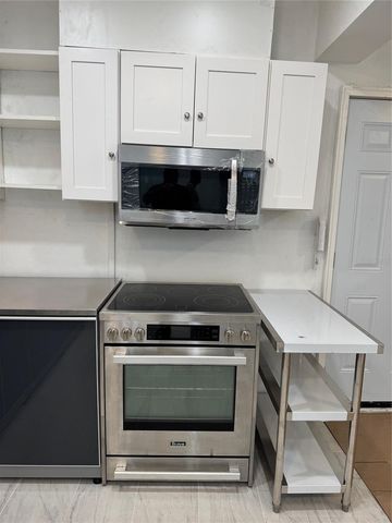 14312 W SUTTON COURT, Crystal River, FL 34429