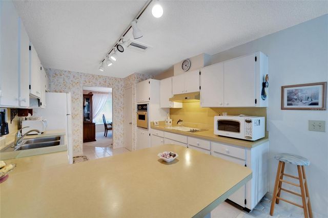 612 ALLEGHENY DRIVE, Sun City Center, FL 33573