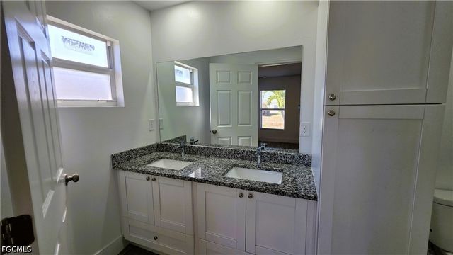 2909 SW Santa Barbara PL, Cape Coral, FL 33914