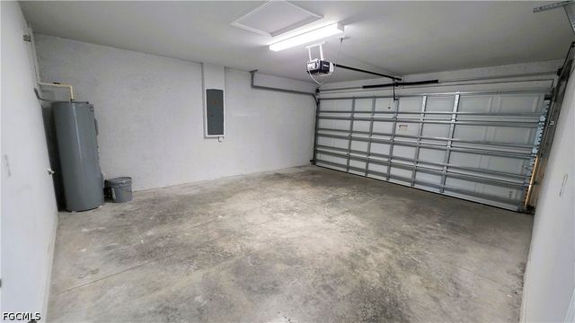 2909 SW Santa Barbara PL, Cape Coral, FL 33914