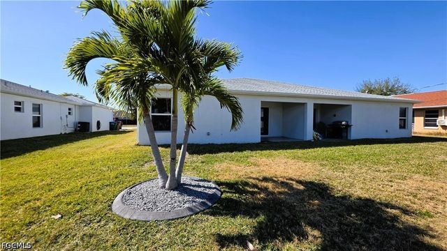 2909 SW Santa Barbara PL, Cape Coral, FL 33914