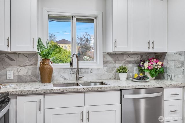 1729 S Columbian Way, Seattle, WA 98108