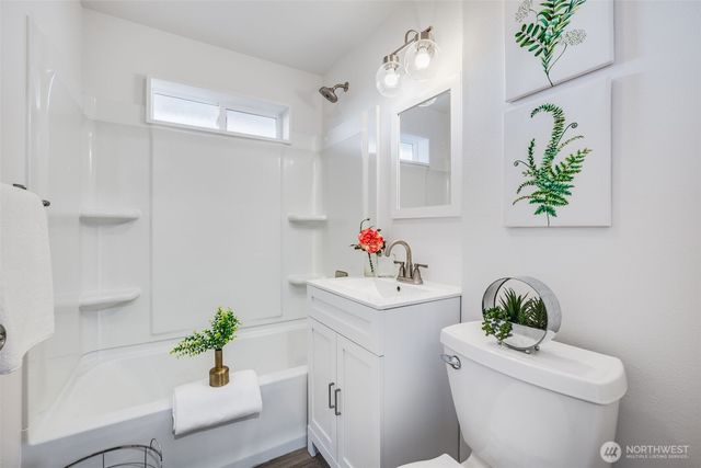 1729 S Columbian Way, Seattle, WA 98108