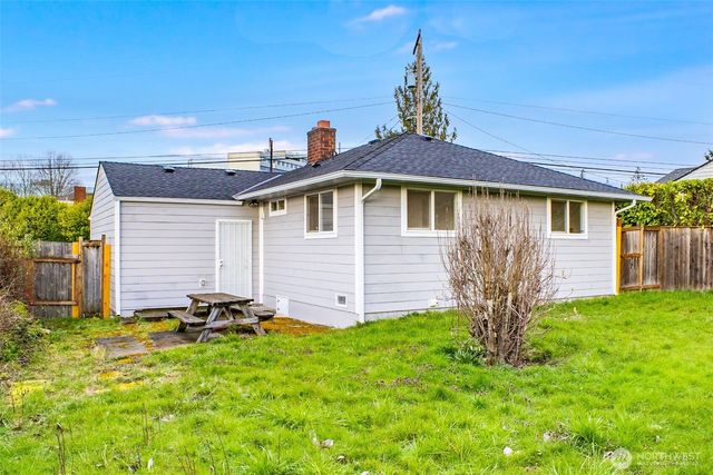 1729 S Columbian Way, Seattle, WA 98108