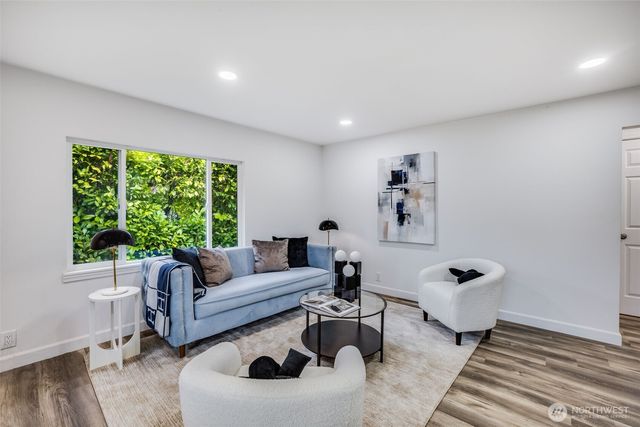 1729 S Columbian Way, Seattle, WA 98108