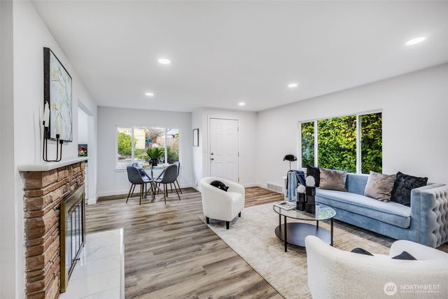 1729 S Columbian Way, Seattle, WA 98108