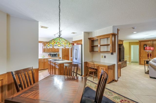 5527 Glenmere Lane, Spring, TX 77379