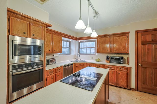 5527 Glenmere Lane, Spring, TX 77379