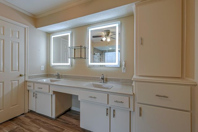 5527 Glenmere Lane, Spring, TX 77379