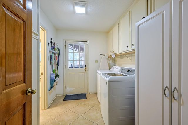 5527 Glenmere Lane, Spring, TX 77379