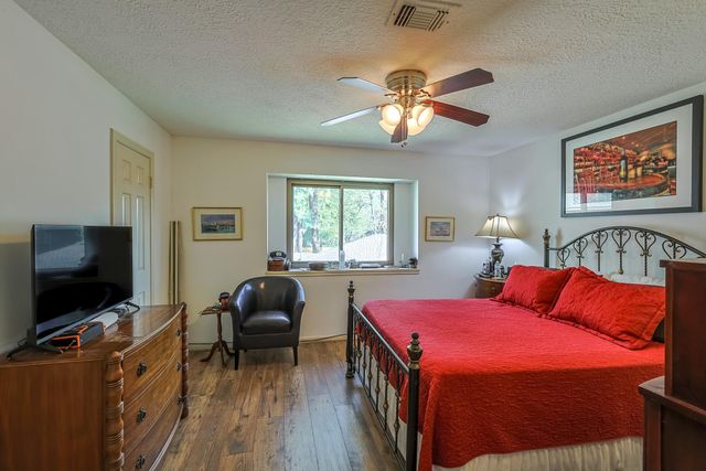 5527 Glenmere Lane, Spring, TX 77379