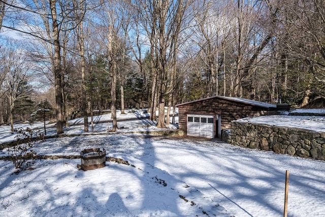 445 Glen Rd., Weston, MA 02493
