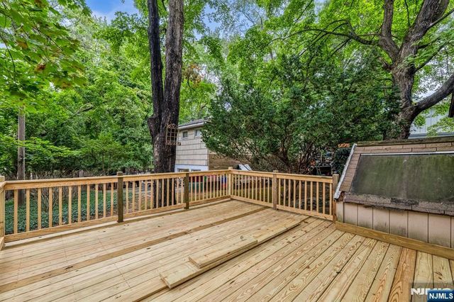 445 Paramus Road, Paramus, NJ 07652