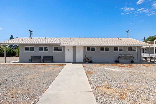 636 W Kern Street, Dinuba, CA 93618