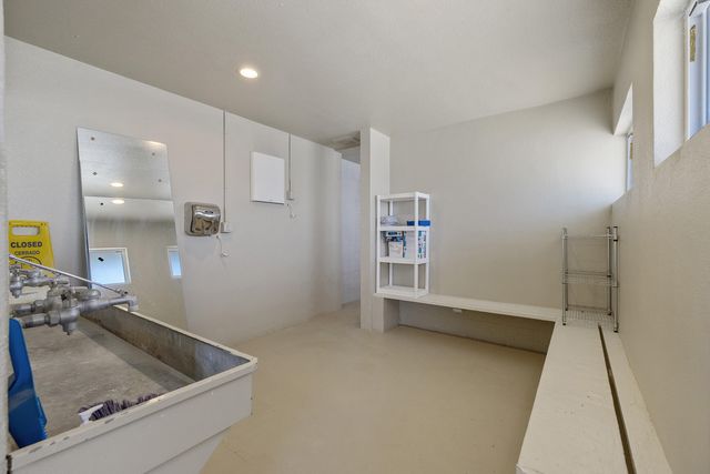 636 W Kern Street, Dinuba, CA 93618