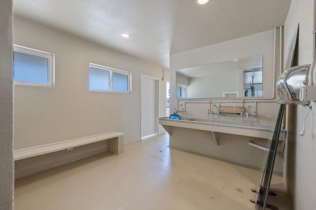 636 W Kern Street, Dinuba, CA 93618