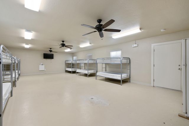 636 W Kern Street, Dinuba, CA 93618