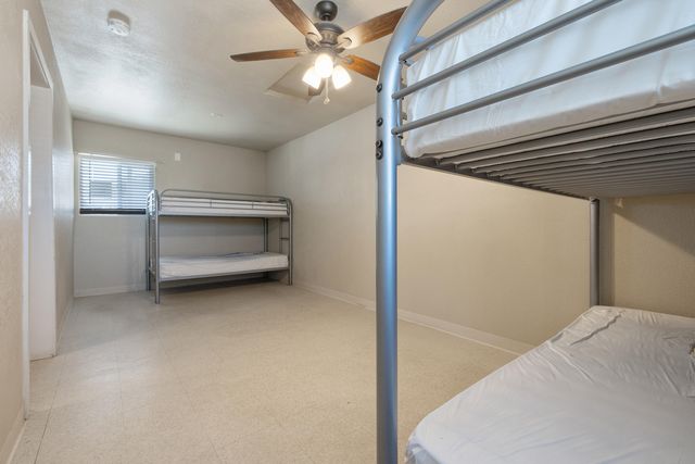 636 W Kern Street, Dinuba, CA 93618