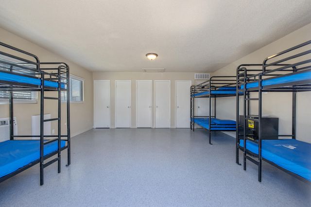 636 W Kern Street, Dinuba, CA 93618