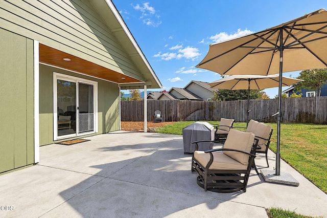1265 Marcus Way, Grants Pass, OR 97527