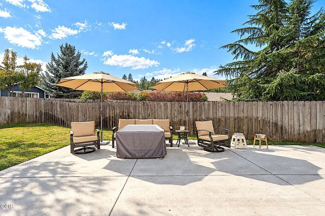 1265 Marcus Way, Grants Pass, OR 97527