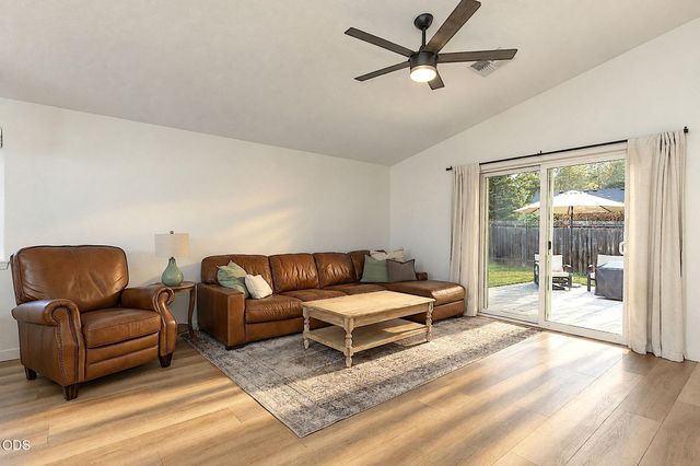 1265 Marcus Way, Grants Pass, OR 97527