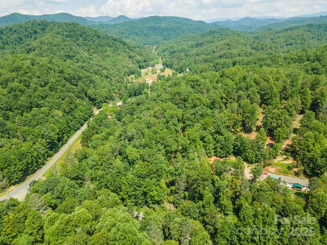 10 Old Fort Road, Black Mountain, NC 28711