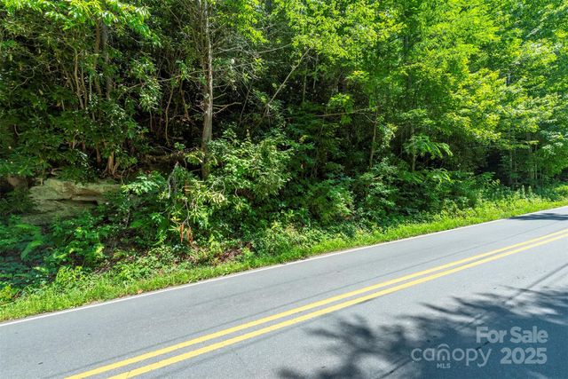 10 Old Fort Road, Black Mountain, NC 28711