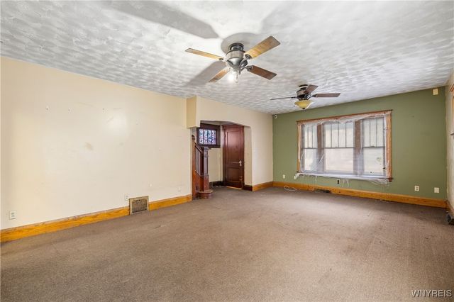 2439 Niagara Avenue, Niagara Falls, NY 14305