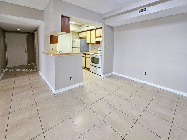 5654 Rock Island Road 227, Tamarac, FL 33319