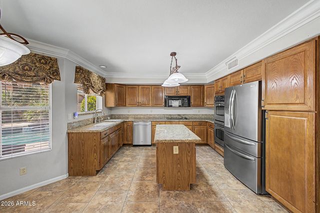 1201 E SEAHORSE Lane, Gilbert, AZ 85234