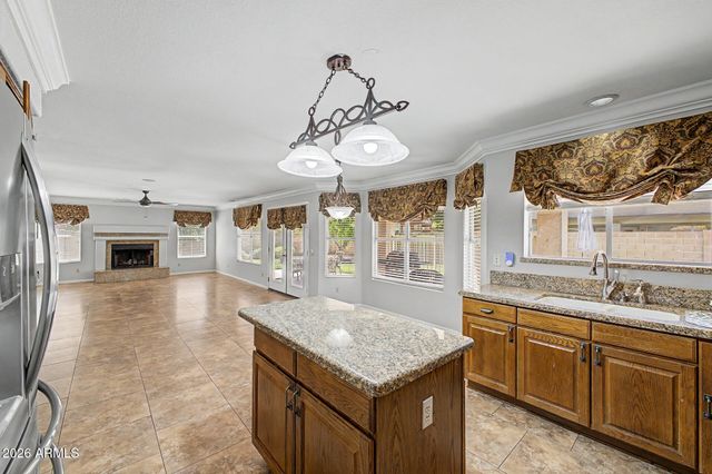 1201 E SEAHORSE Lane, Gilbert, AZ 85234