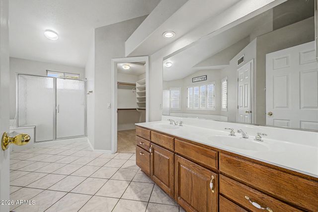 1201 E SEAHORSE Lane, Gilbert, AZ 85234