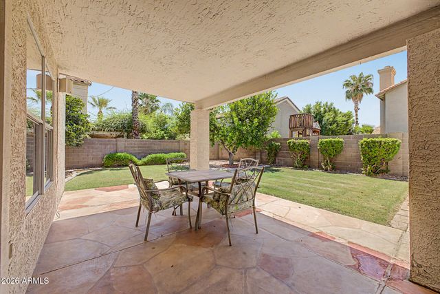 1201 E SEAHORSE Lane, Gilbert, AZ 85234