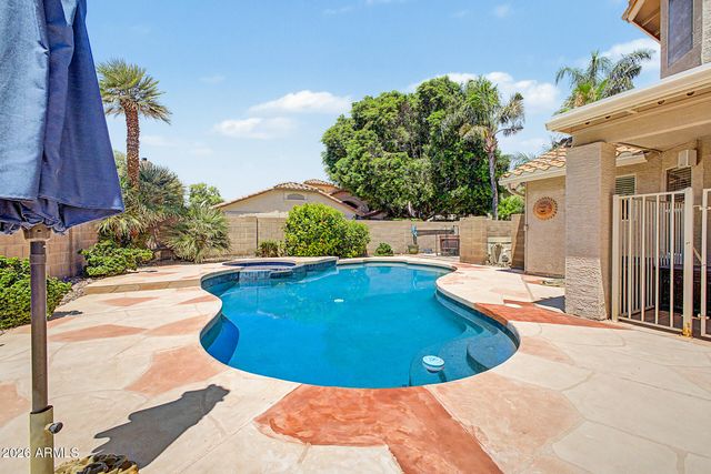 1201 E SEAHORSE Lane, Gilbert, AZ 85234