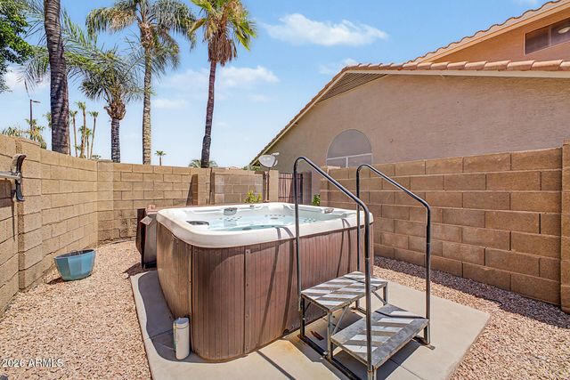 1201 E SEAHORSE Lane, Gilbert, AZ 85234