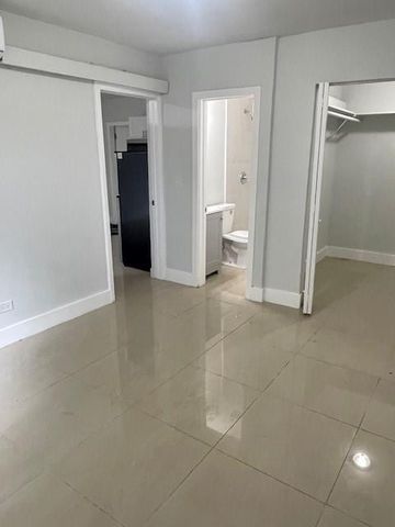 12322 NE 6th Avenue 2, North Miami, FL 33161
