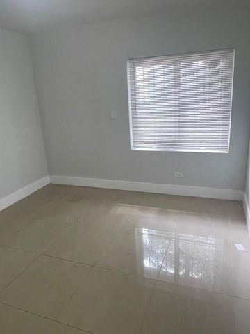 12322 NE 6th Avenue 2, North Miami, FL 33161