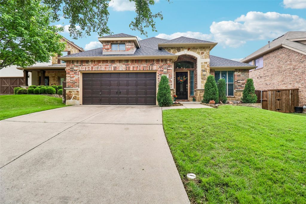 4852 Aidan Court, Fort Worth, TX 76244