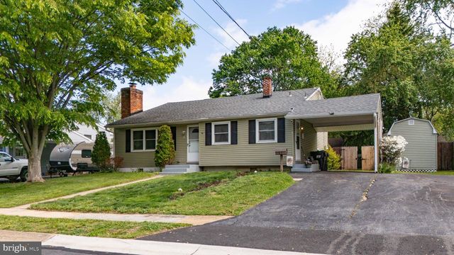 63 W STEPHEN DR, Newark, DE 19713