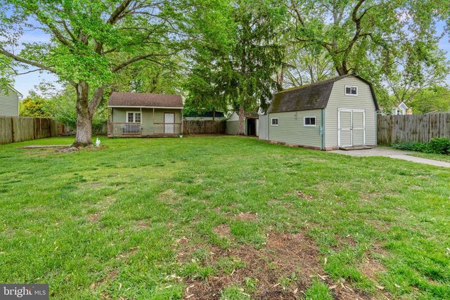 63 W STEPHEN DR, Newark, DE 19713