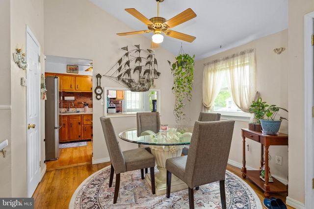 63 W STEPHEN DR, Newark, DE 19713