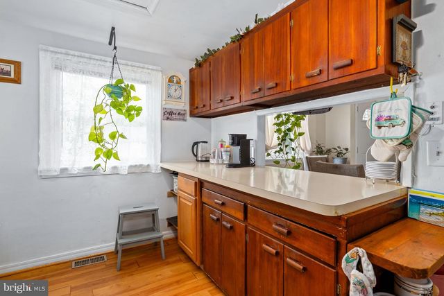63 W STEPHEN DR, Newark, DE 19713