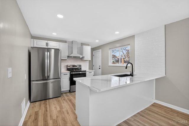 4023 Washington Avenue, Cheviot, OH 45211