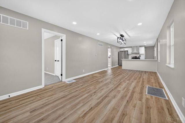 4023 Washington Avenue, Cheviot, OH 45211