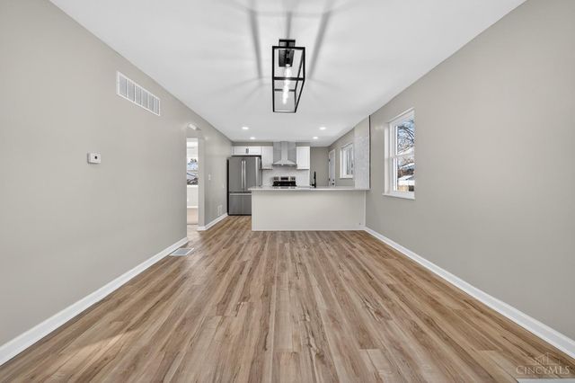 4023 Washington Avenue, Cheviot, OH 45211