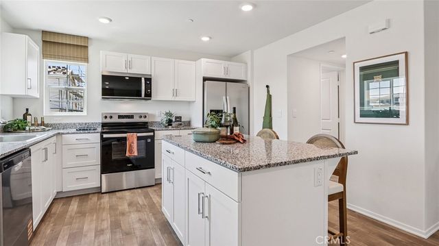 30968 Olas Court, Lake Elsinore, CA 92530