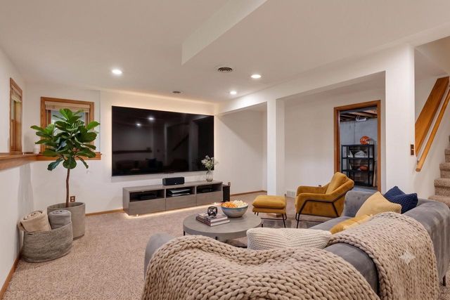 5710 Blacksmith Lane, Madison, WI 53716