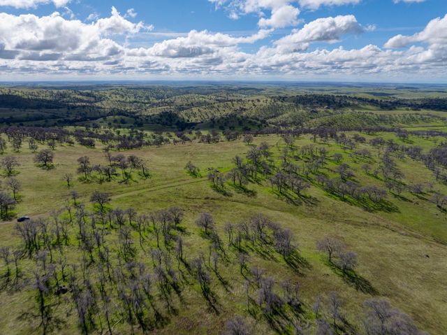 2350 Old Highway, Catheys Valley, CA 95306